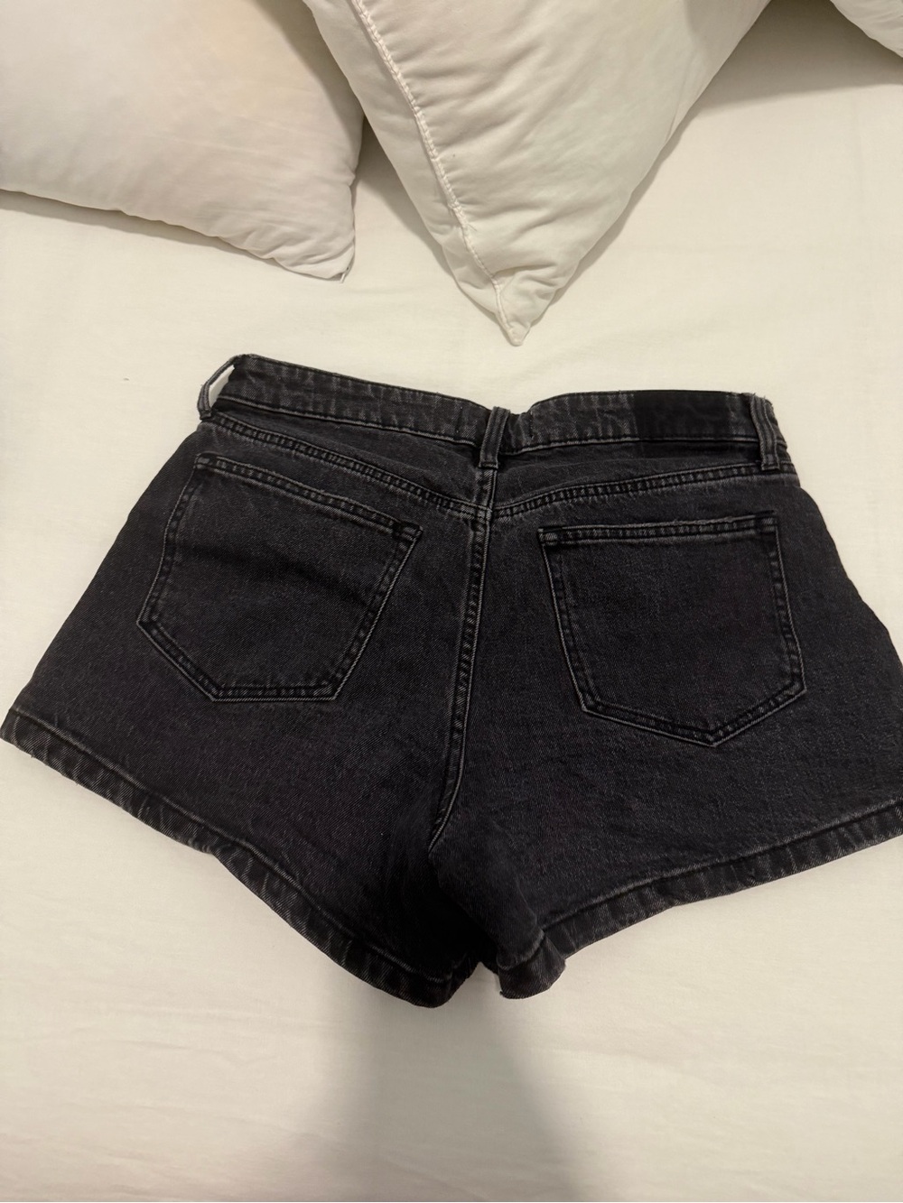 Abercrombie & Fitch Curve Love Mid Rise A-Line Shorts - Picture 10 of 11